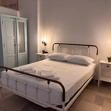 Faros House Kythnos דירה *
